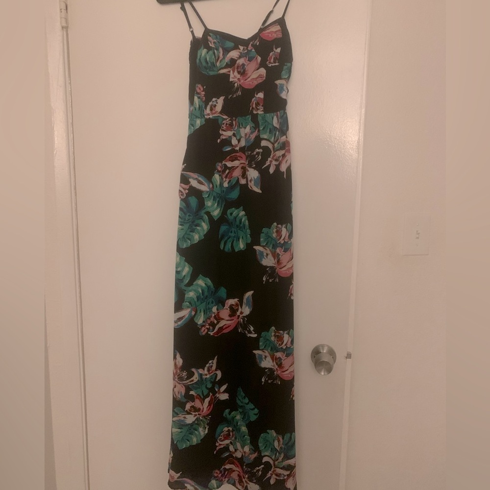 Xhiliration Aline Maxi Floral Dress